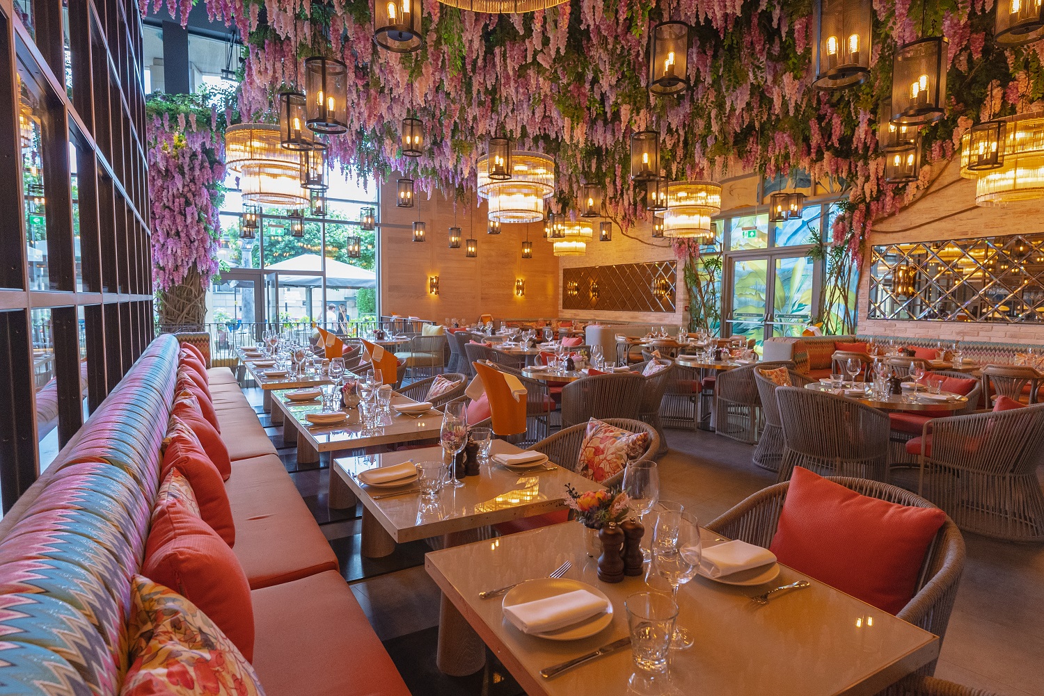 victors-restaurant-newcastle-everyday-luxury-under-the-wisteria